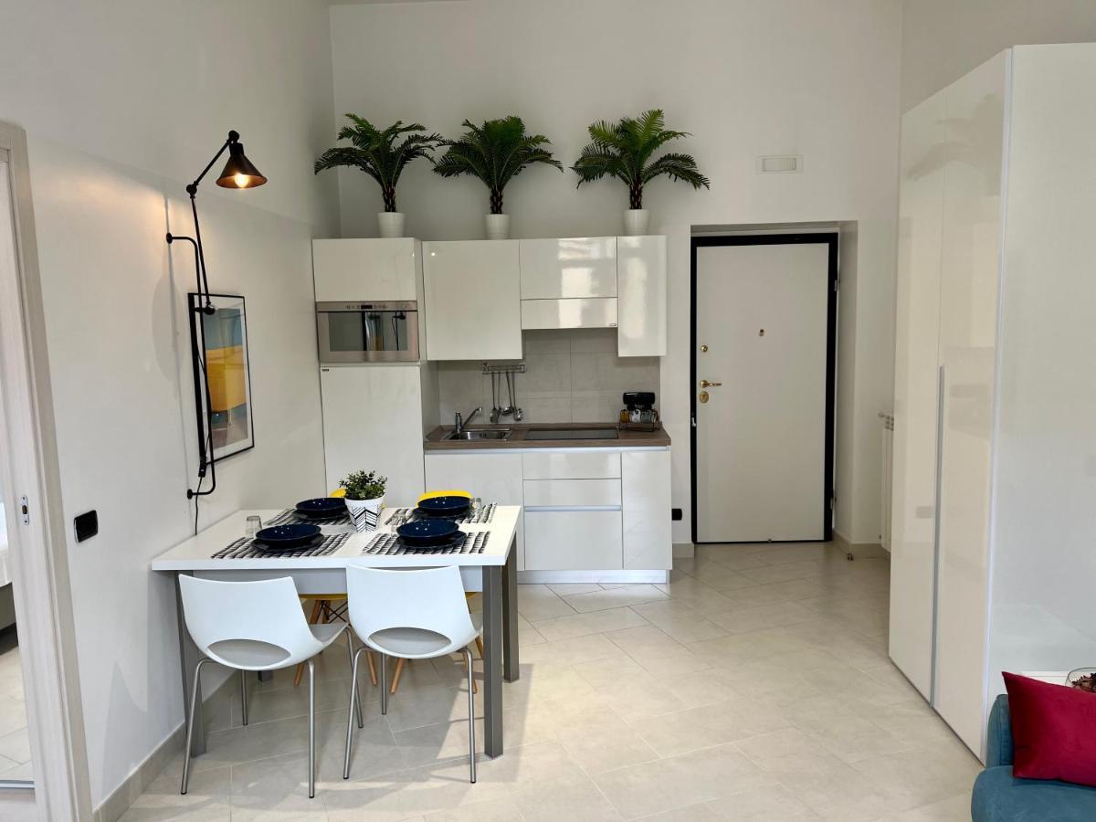 Duomo Inn Apartments ナポリ エクステリア 写真